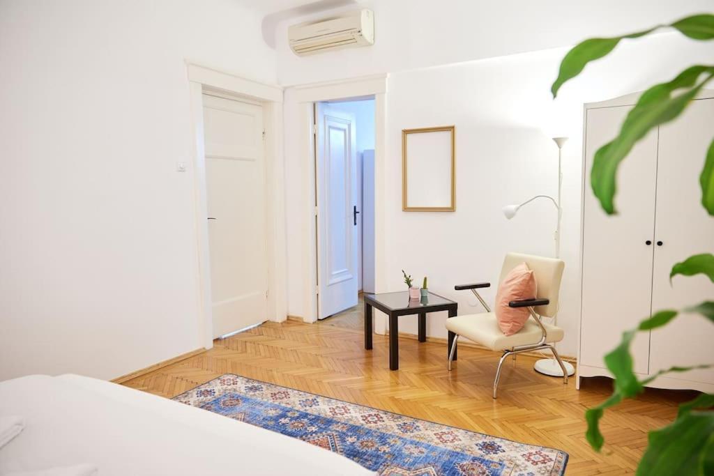 Caragiale Apartment Bucureşti Exterior foto