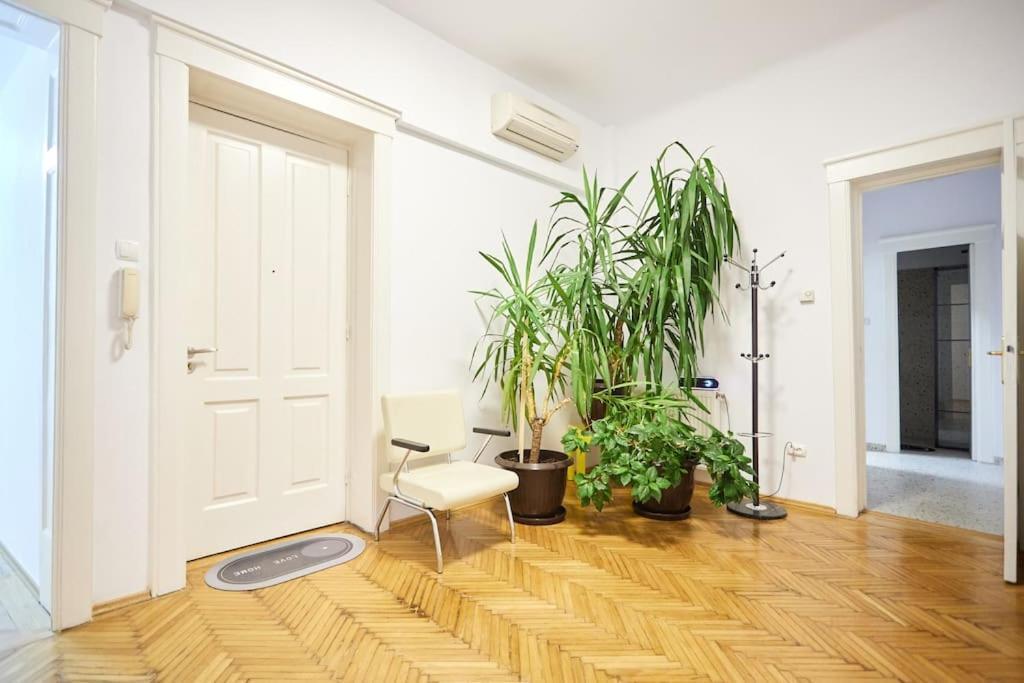 Caragiale Apartment Bucureşti Exterior foto